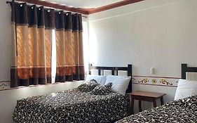 Hotel Quinta Los Nogales